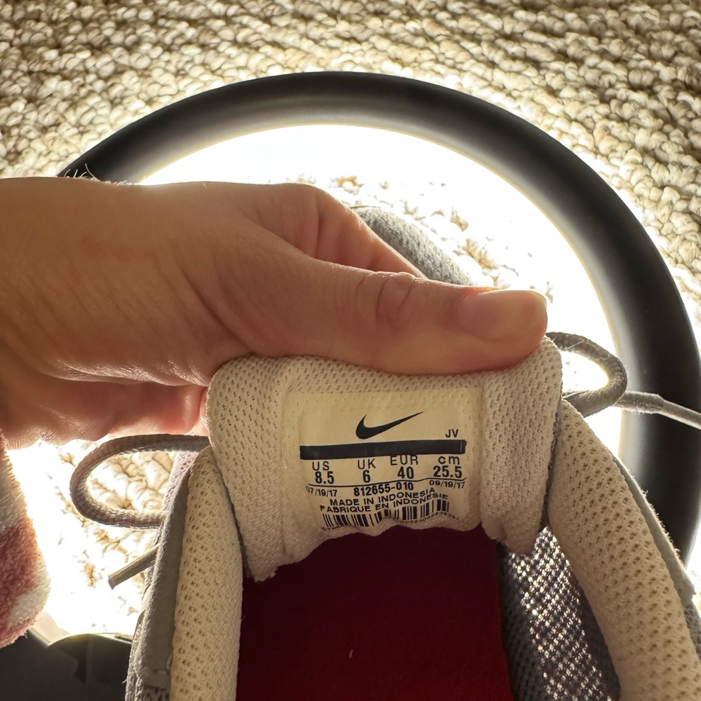 Women’s Nike Tanjun - Picture 4 of 4